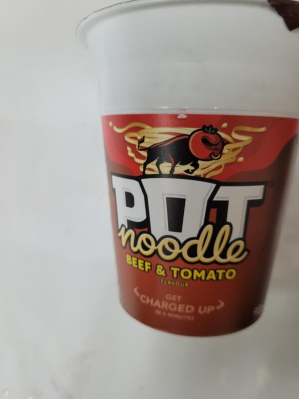 Beef & Tomato Pot Noodle
