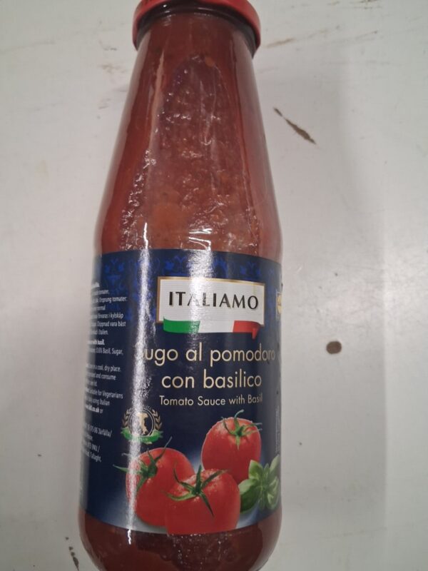 Tomato Sauce with Basil