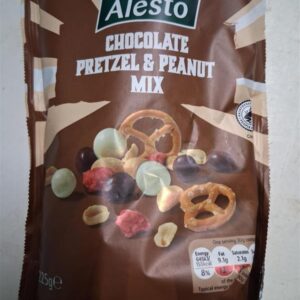 Chocolate Pretzel and Peanut Mix